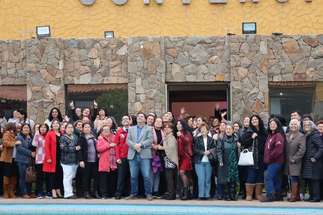 Capacitación a dirigentes sociales, convocada por la Unión Comunal de Juntas de vecinos